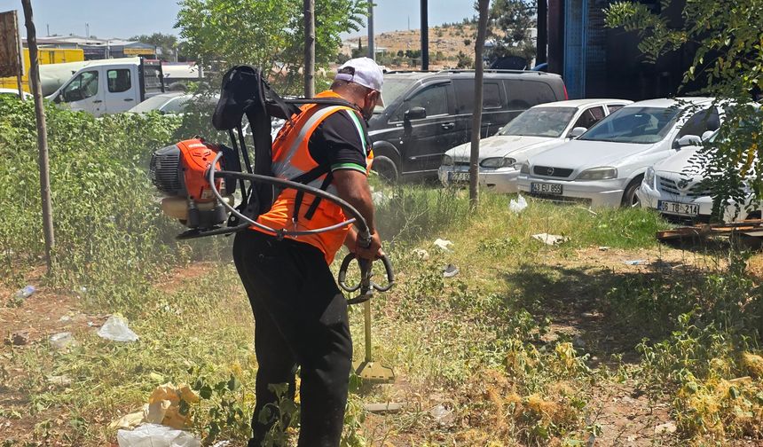 Evren Sanayi Sitesi'nde park çalışmaları başladı
