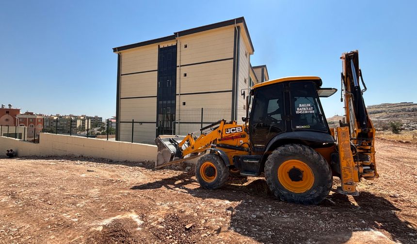 Eyyübiye batıkent'te yeni okul yolları açılıyor