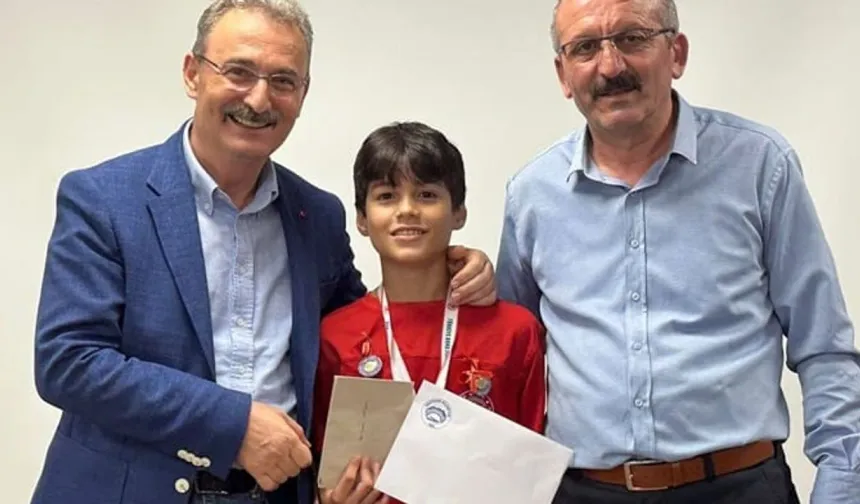 Minik şampiyon için onur programı