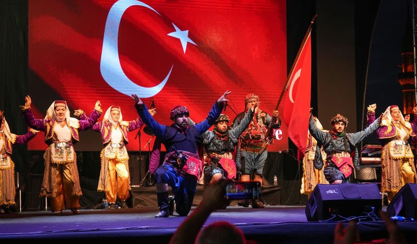 Trabzon horonla dünyayı birleştirdi!