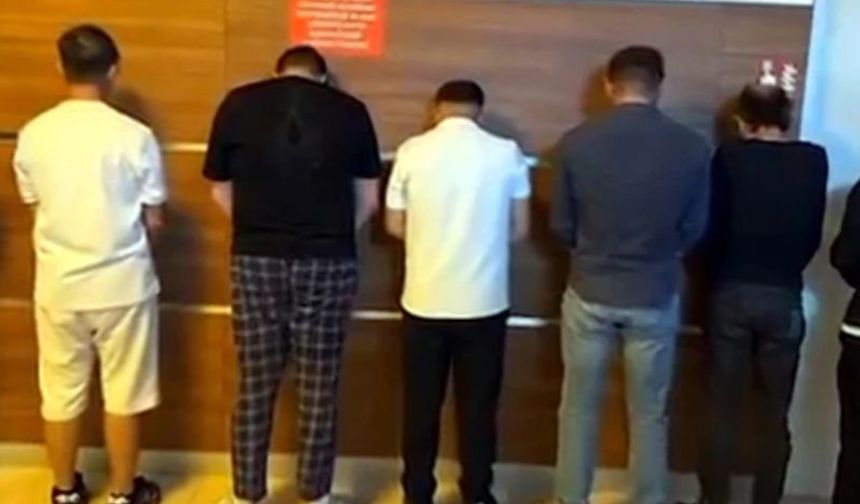 Şehit ailesini dolandıran yüzsüzler yakalandı