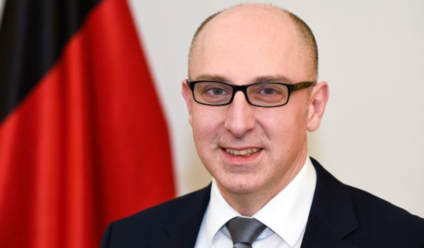 Almanya iç istihbaratının başına Türk kökenli Sinan Selen atandı