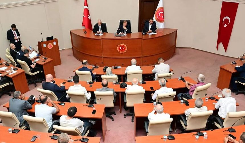 Vali Erin, il genel meclisi toplantısına katıldı
