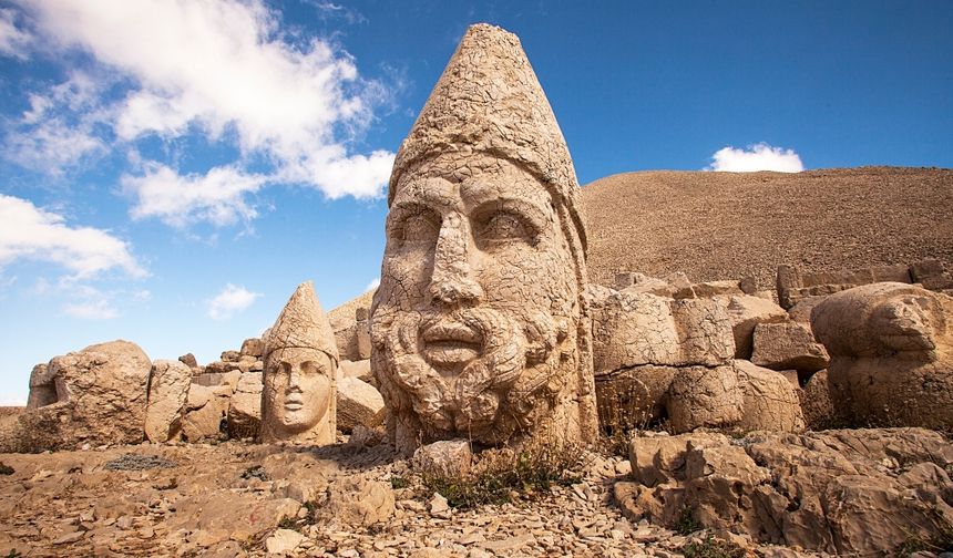 Nemrut Dağı’nı 7 yılda 1 milyondan fazla kişi ziyaret etti