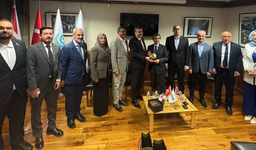 Londra'da 'Türkiye-İngiltere yatırım köprüsü' paneli