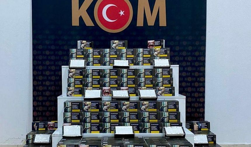 Kars’ta 36 plakalı bir yolcu otobüsünün bagajında 100 bin adet kaçak makaron ele geçirildi