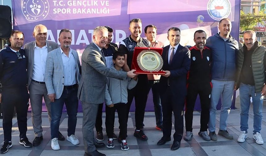 Mehmet Şimşek’ten Amatör Spor Haftası'na teşekkür