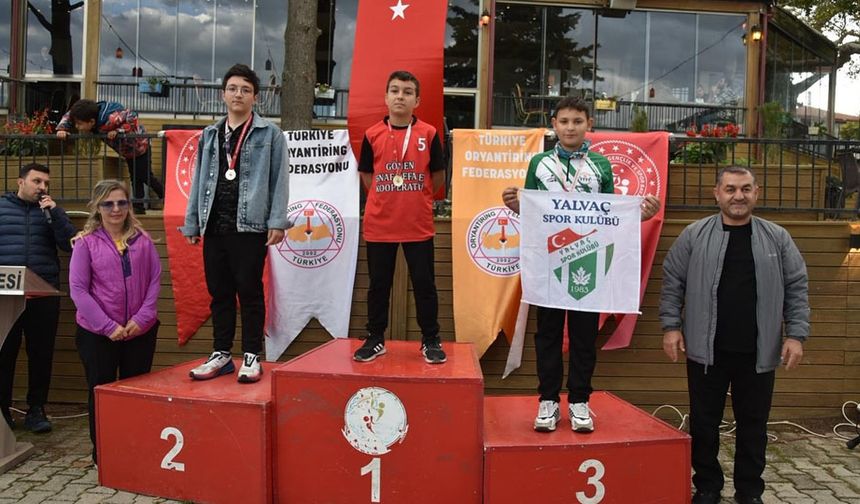 Eğirdir’de Cumhuriyet coşkusuyla “Eğirdir gölü’nün çığlığı” yankılandı