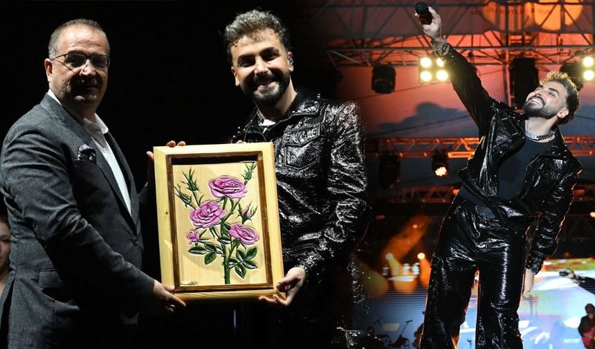 “Sefo, Isparta Meydanı’nı coşkuya boğdu”