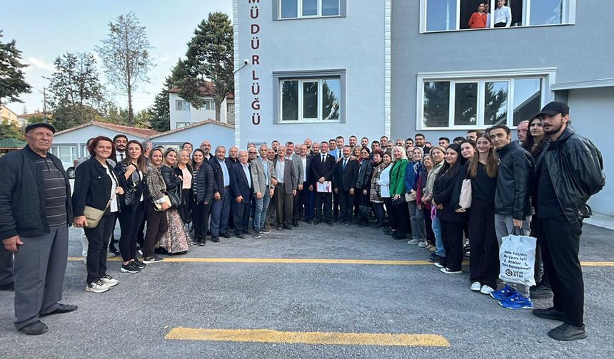 CHP Burdur’da yeni dönem: Barış Ayten mazbatasını aldı