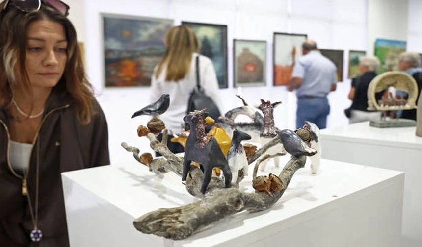 Antalya'da 102 sanatçıdan 102 eserlik sergi