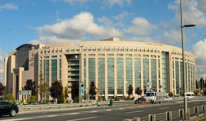 İmamoğlu, Özkan ve Yanardağ “Casusluk” suçlamasıyla tutuklandı