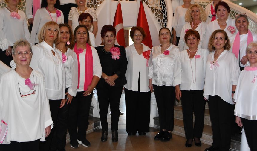 AKK’de meme kanserine sergiyle farkındalık: “Erken tanı hayat kurtarır”