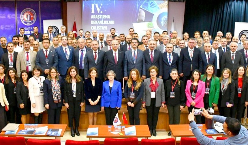 ÇOMÜ’de 4. Araştırma Dekanlıkları Çalıştayı: Türkiye’nin Araştırma Ekosistemi Çanakkale’de buluştu