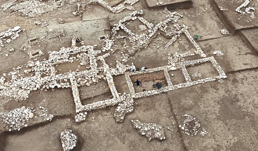 ÇOMÜ araştırmacıları Tunç Çağı’ndan kalma deprem izlerini ortaya çıkardı