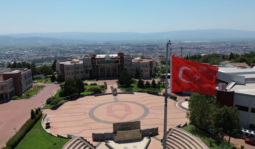 ADÜ ve İŞKUR işbirliğiyle 2 bin 446 öğrenciye Aydın’da iş fırsatı