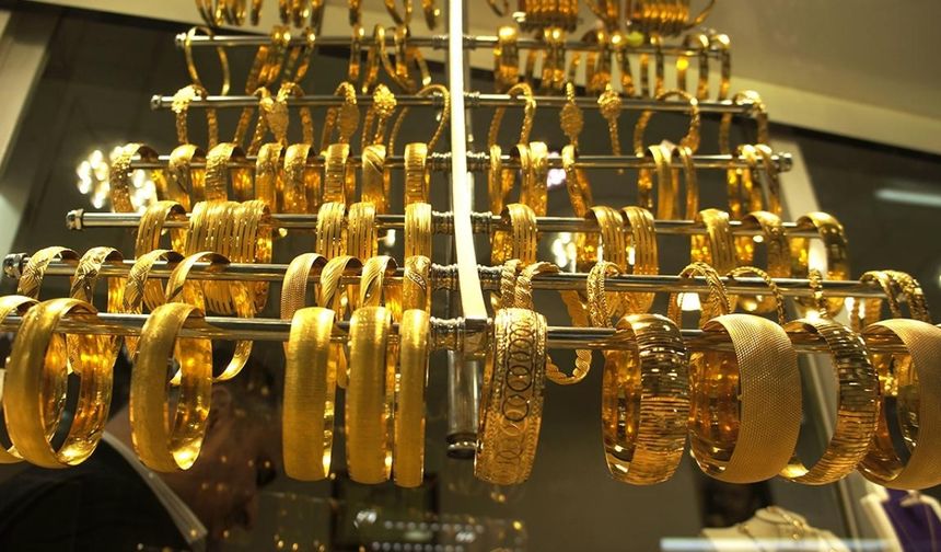 Altın güne düşüşle başladı: Gram 5 bin 581 lira