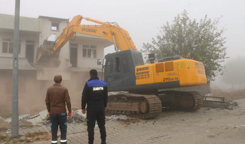Batman’da Kaçak yapı yıkımlarına tepki: Depreme dayanıksız yapılarla mücadele edilsin
