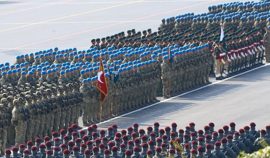 Karabağ Zaferi’nin 5. yılı Bakü’de görkemli törenle kutlandı