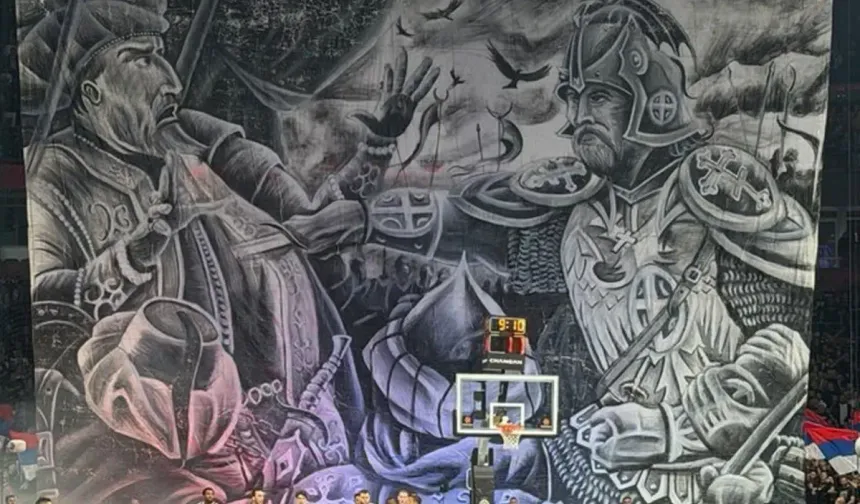 Partizan’a ırkçı pankart cezası