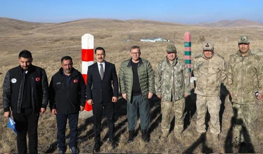 Kars’ta Sınır Devriye yollarında çalışmalar hız kazandı