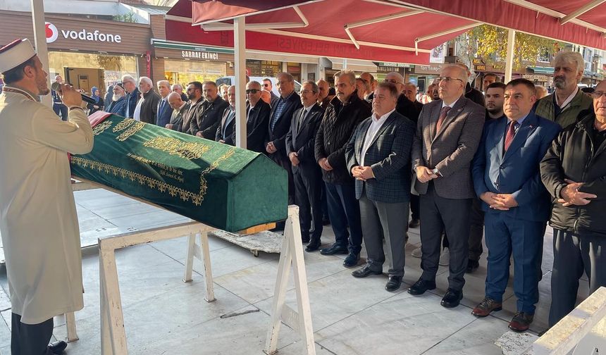 Gazeteci-Belgeselci  Türksoy'un "kardeş" acısı