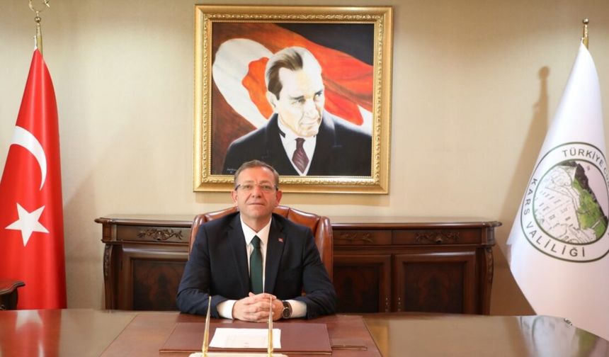 Kars Valisi Polat'tan 25 Kasım Mesajı: "Kadına Şiddete Sıfır Tolerans İlkesiyle Mücadelemiz Sürecek"