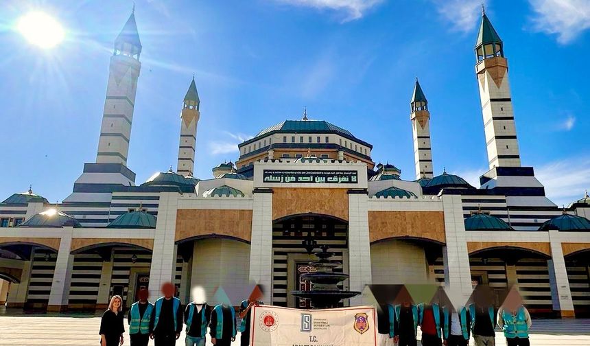 Cami peyzajında emeği olan hükümlülere Müftü ve Başsavcı vekilinden teşekkür