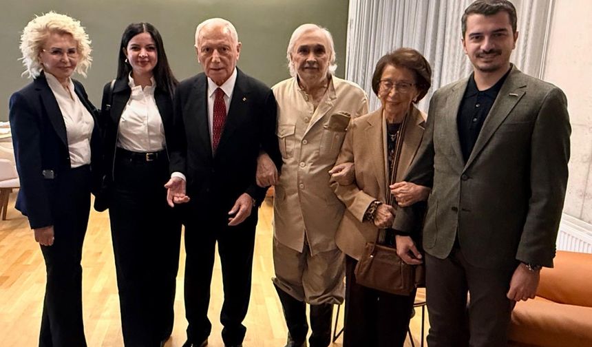 Ankara’da “Yedi Kocalı Hürmüz” rüzgârı: Kahkaha, sanat ve usta isimlerin buluşması