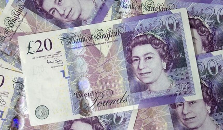 İngiltere ekonomisi ekimde yeniden küçülme gösterdi