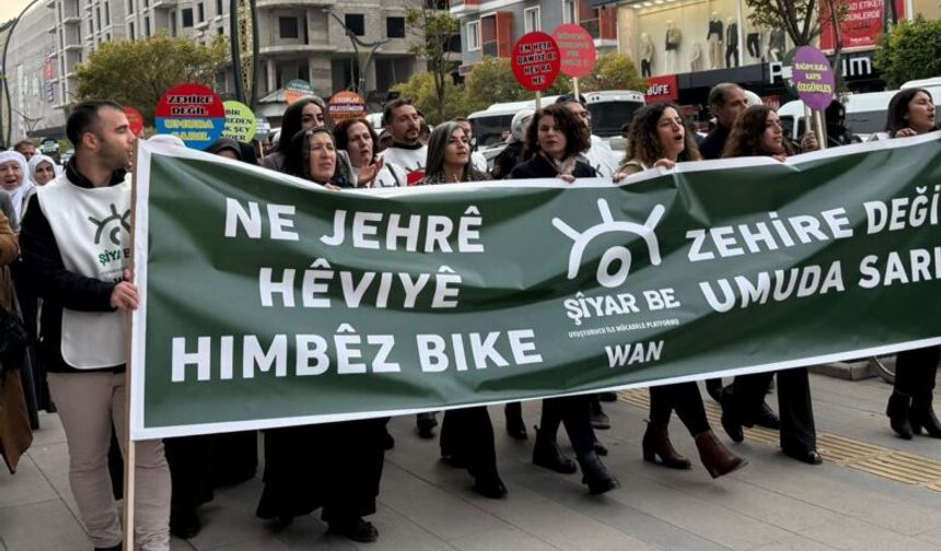 Van’da uyuşturucuya karşı yürüyüş düzenlendi