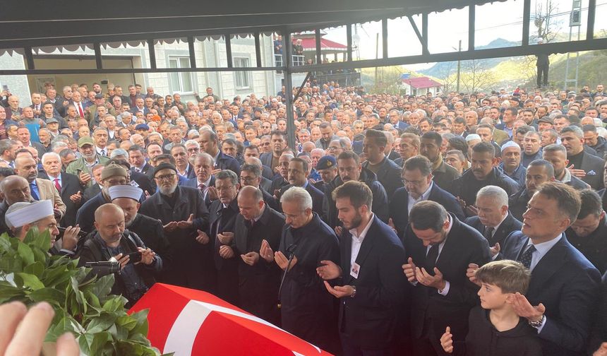 Cemal Öztürk dualarla toprağa verildi