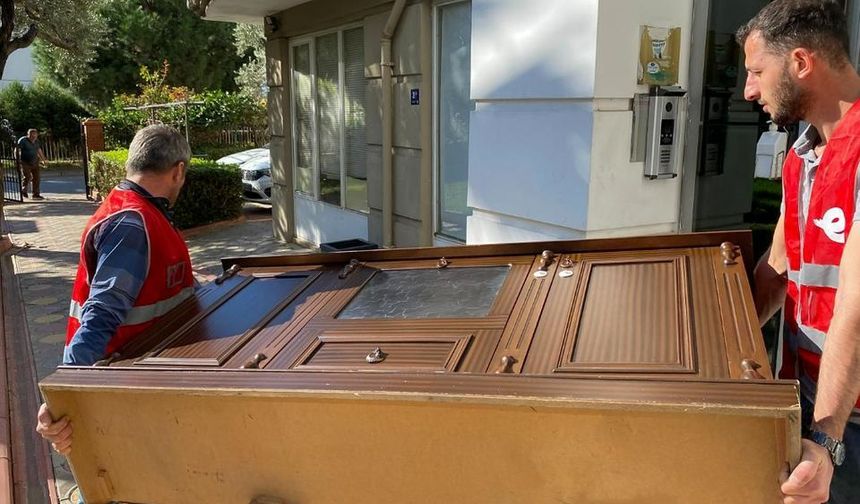 Efeler’de “Kardeş Eli” dayanışması büyüyor