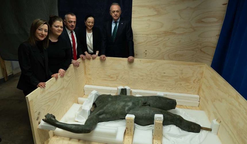 Boubon’un kayıp imparatoru Türkiye’ye dönüyor