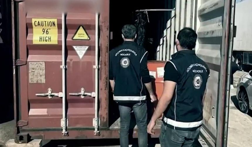 Mersin Limanı’nda göçmen kaçakçılığı operasyonu: 13 gözaltı