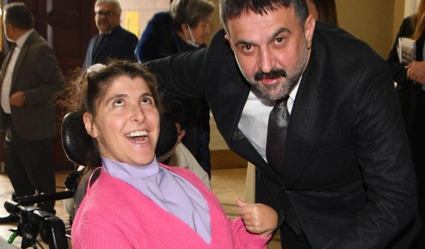 Yılmaz’dan “3 Aralık Dünya Engelliler Günü” mesajı: "Bugün görmediğini gör, duymadığını duy, fark etmediğini fark et! ''