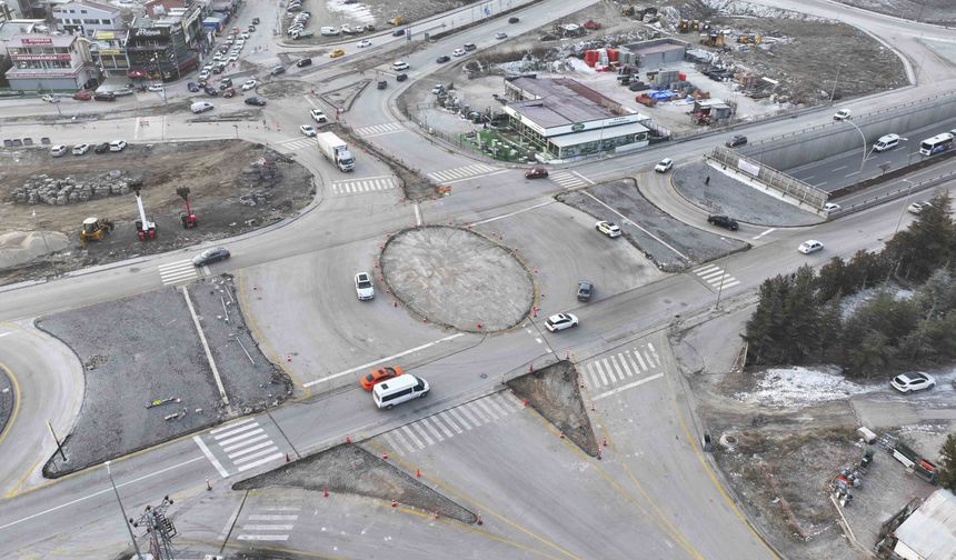 ABB’den, trafiğe nefes aldıran çalışma: Yaşamkent kavşak düzenleme çalışması