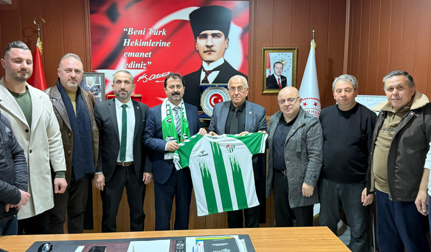 Artvinspor’dan İl Sağlık Müdürü Arslan’a ziyaret