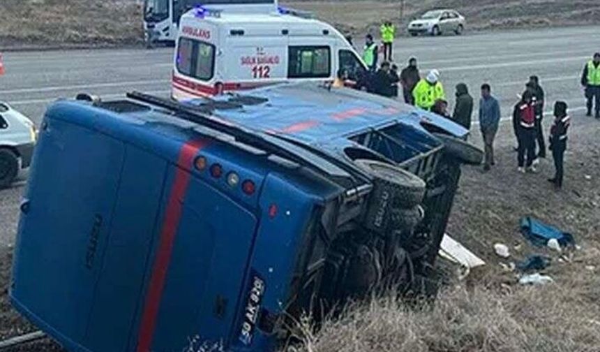 Kağıthane’de cezaevi nakil aracı devrildi: 19 yaralı