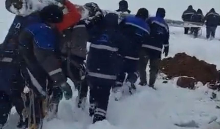 Vali Aygöl: Tunceli’de Karla Mücadelede Kahramanlık destanı