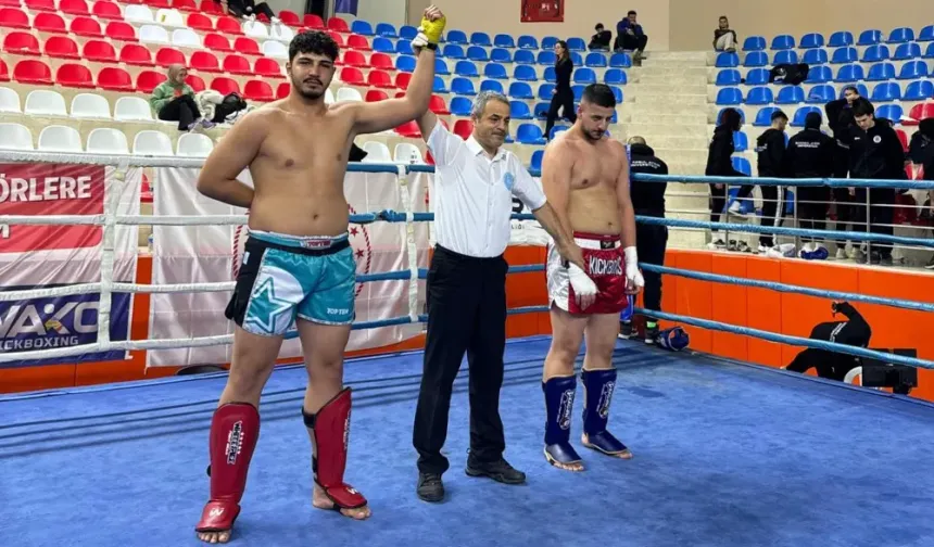 Kick Boksta Türkiye Şampiyonu Çukurova Üniversitesinden