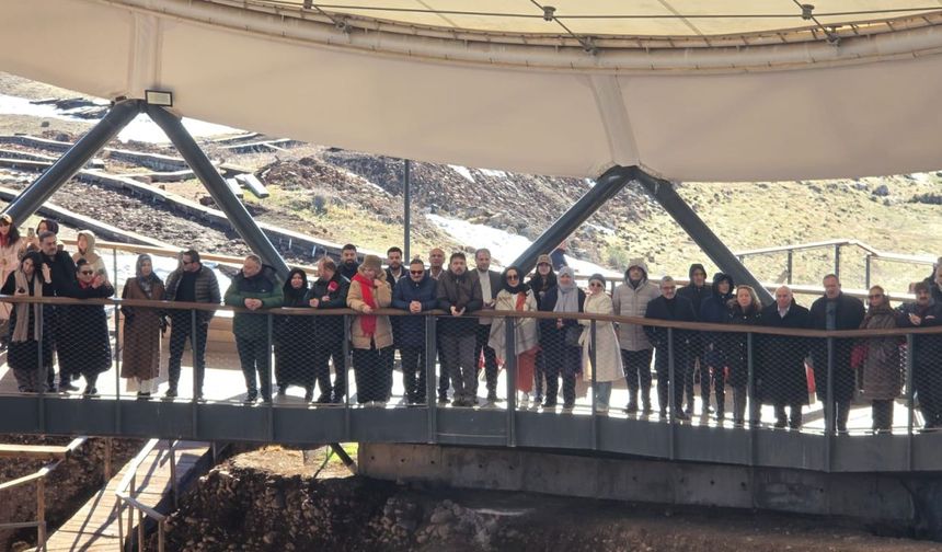 TİMBİR Heyeti tarihin sıfır noktasında; Göbeklitepe