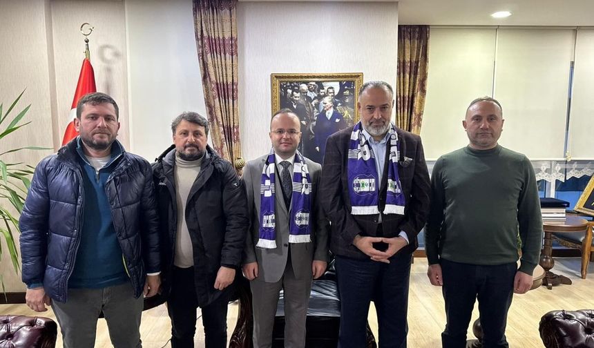 Artvin Hopaspor Başkanı Çakmakçıoğlu’ndan Kaymakam Arslantürk’e ziyaret