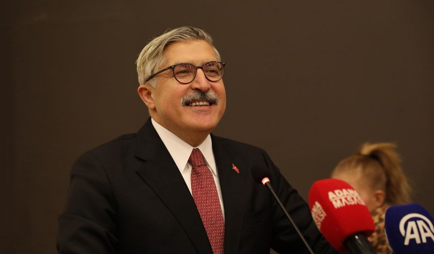 “Bayrağa uzanan eller kırılır; bu millet bayrağı yere düşürmez, vatanı böldürmez, Türkiye yenilmez”