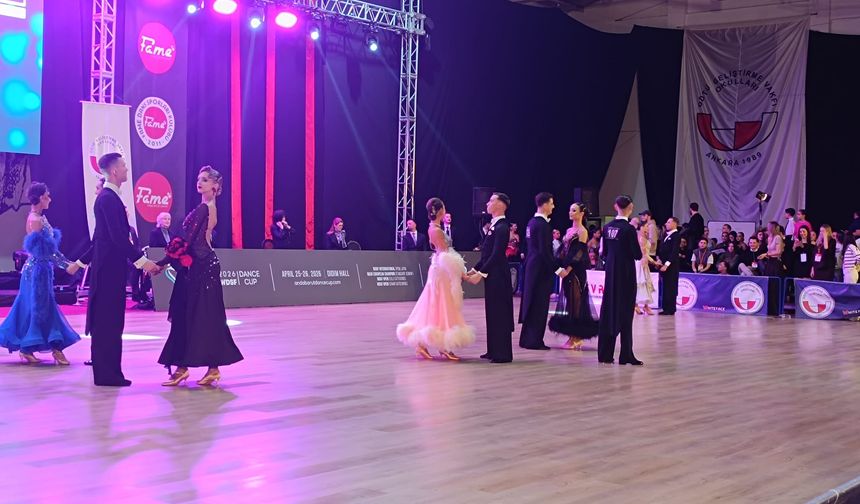 Dünya dansının ritmi Ankara’da attı