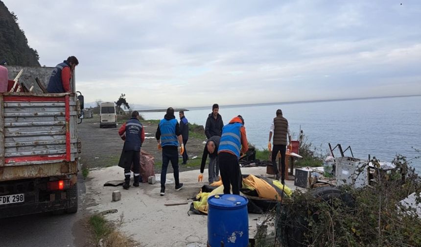 Kdz. Ereğli 'de plajlar bölgesi kaçak yapı ve işgallerden temizlendi