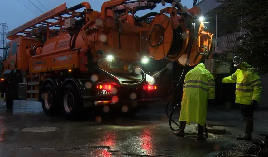 ASKİ yağmurda 492 iş makinesi ve bin 672 personel ile çalıştı