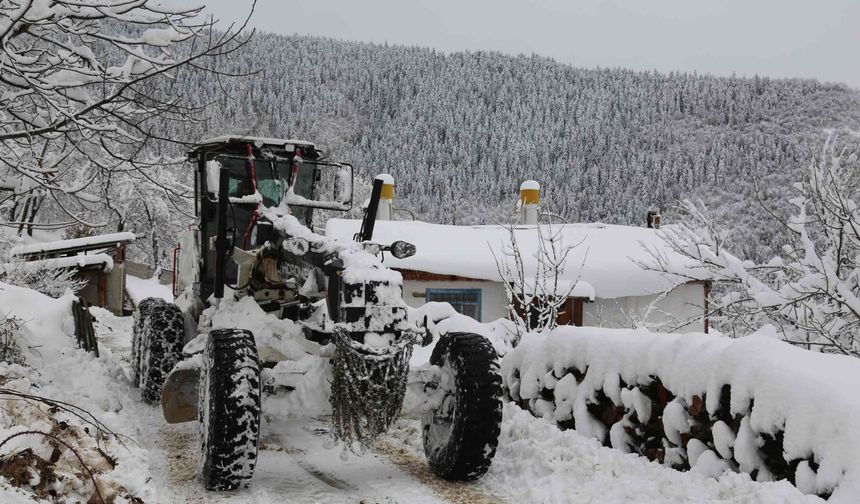 Artvin İl Özel İdaresi Ekipleri bu sefer kanser hastası için yol açtı