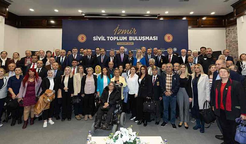 TBMM Başkanı Kurtulmuş, İzmir'de STK temsilcileriyle buluştu