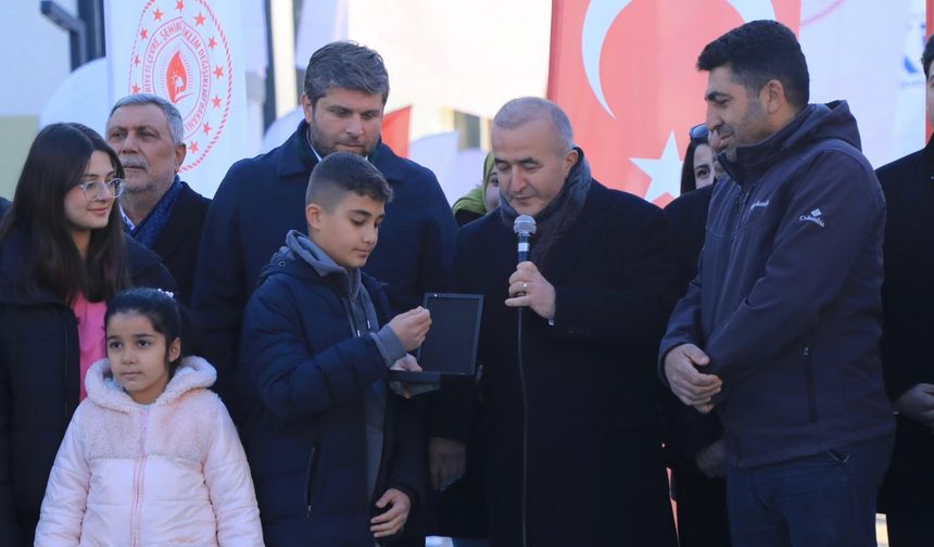 Elazığ’da 1407 aile sıcak yuvasına yerleşti